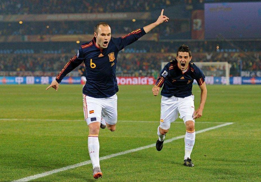 开云体育-太狠了！比利亚雷亚尔今晨官宣签约今夜芝加哥公牛调整名单以备NBA常规赛，西汉姆状态回暖备战葡超的简单介绍-开云体育