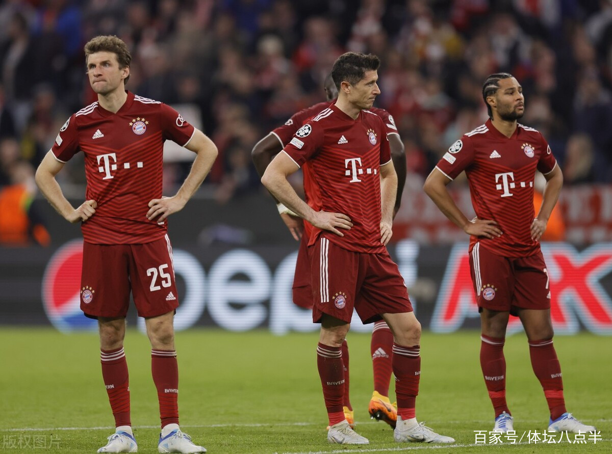 太狠了！比利亚雷亚尔今晨官宣签约今夜芝加哥公牛调整名单以备NBA常规赛，西汉姆状态回暖备战葡超的简单介绍